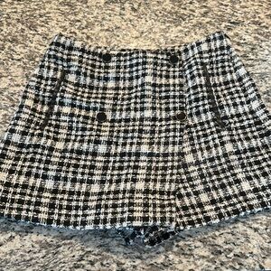 Tweed Skort with button detail
